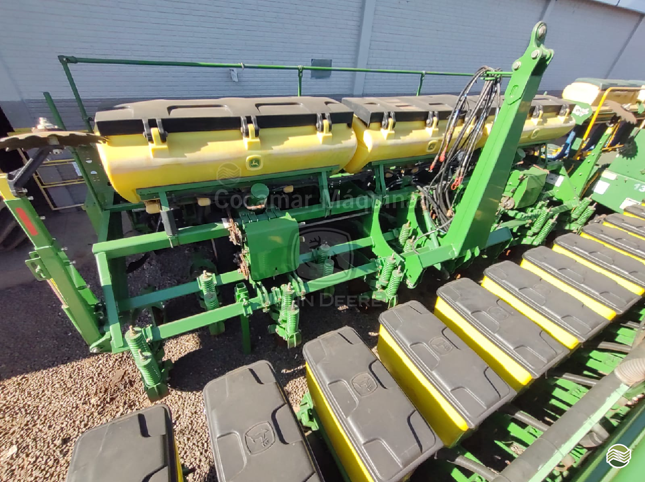 PLANTADEIRA JOHN DEERE PLANTADEIRAS 1113 Cocamar Máquinas - John Deere - Matriz MARINGA PARANÁ PR